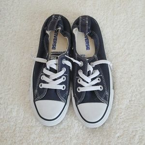 Navy blue converses